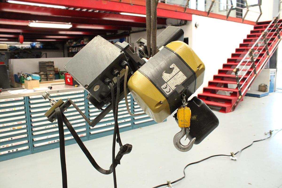 Usado Polipasto de Carro Motorizado GIS AG EM25