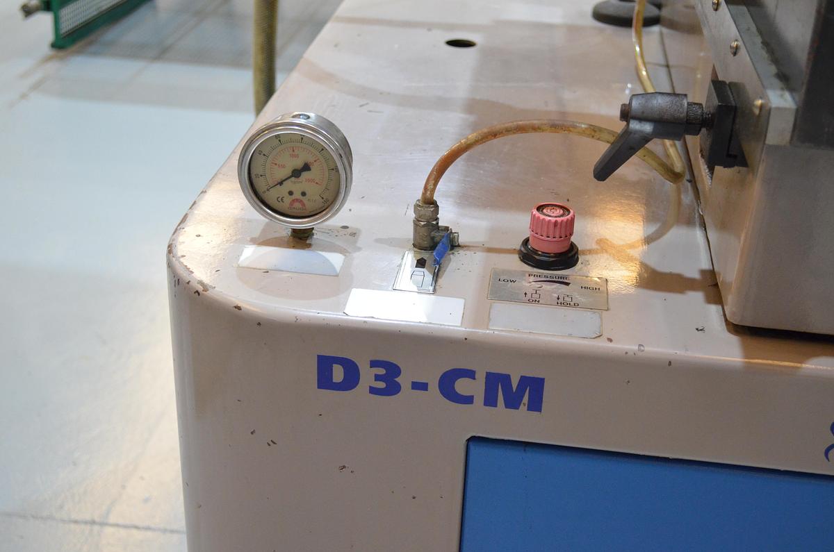 Usado Electroerosión por perforación rápida Tecnosystem D3-CM