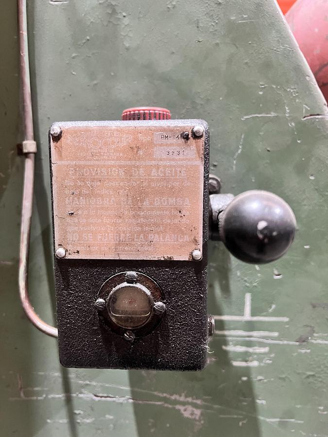 Usado Prensa excentrica ULECIA 150Tn Embrague neumático