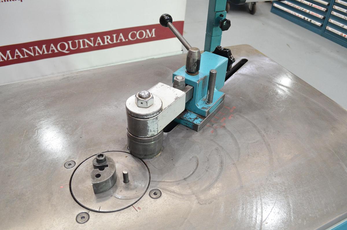 Usado Curvadora varillas forja HEBO CNC SSB3