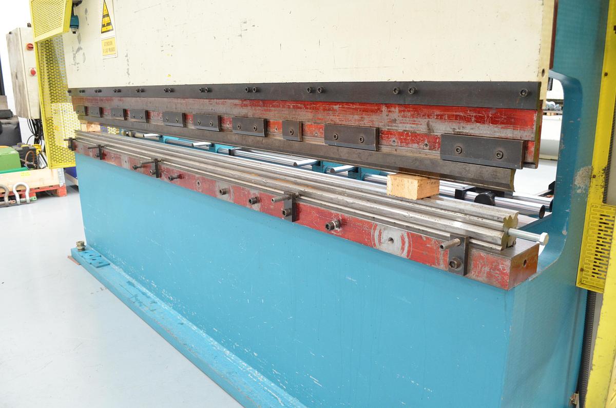 Usado Plegadora hidraulica Aciplex PHP-103-CN2 3240x100tn