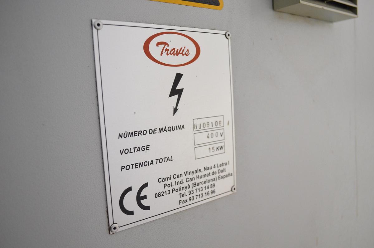 Usado Centro mecanizado Travis M800 2006 cnc Fagor 8055B-M