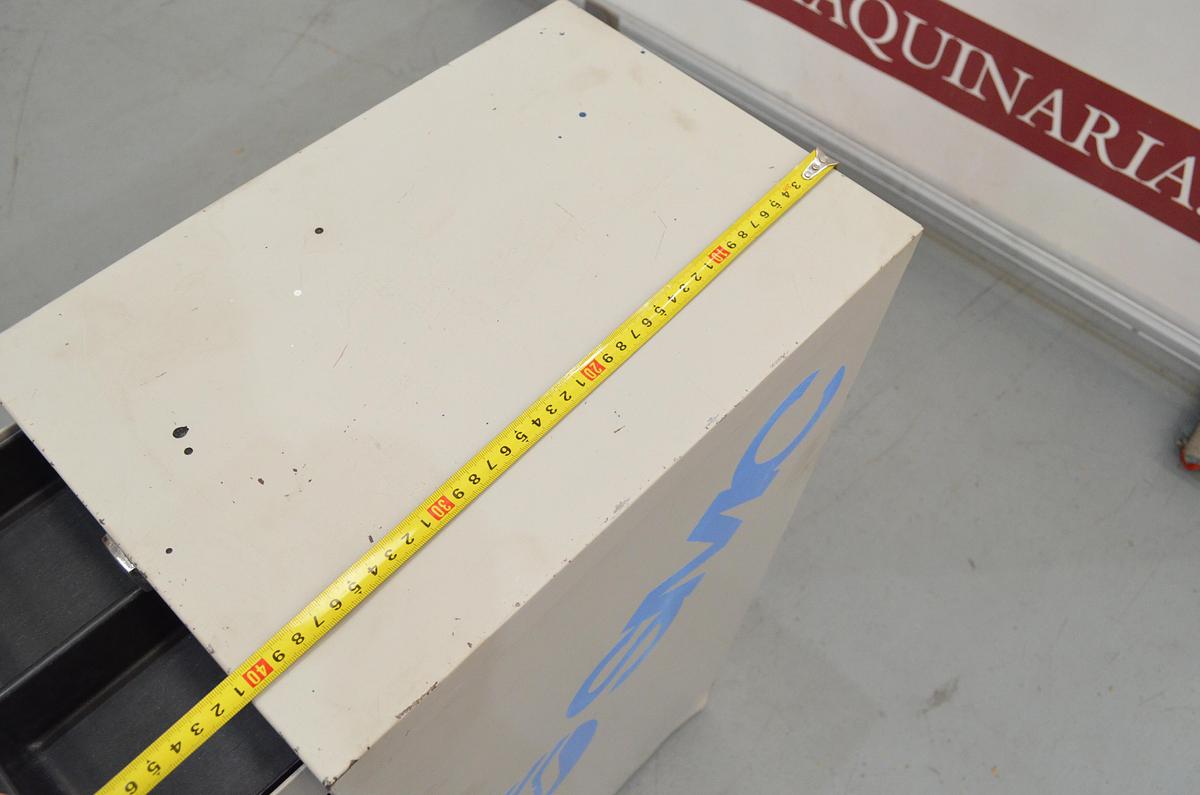 Usado Cajonera metálica con ruedas 280x410x880(h)mm
