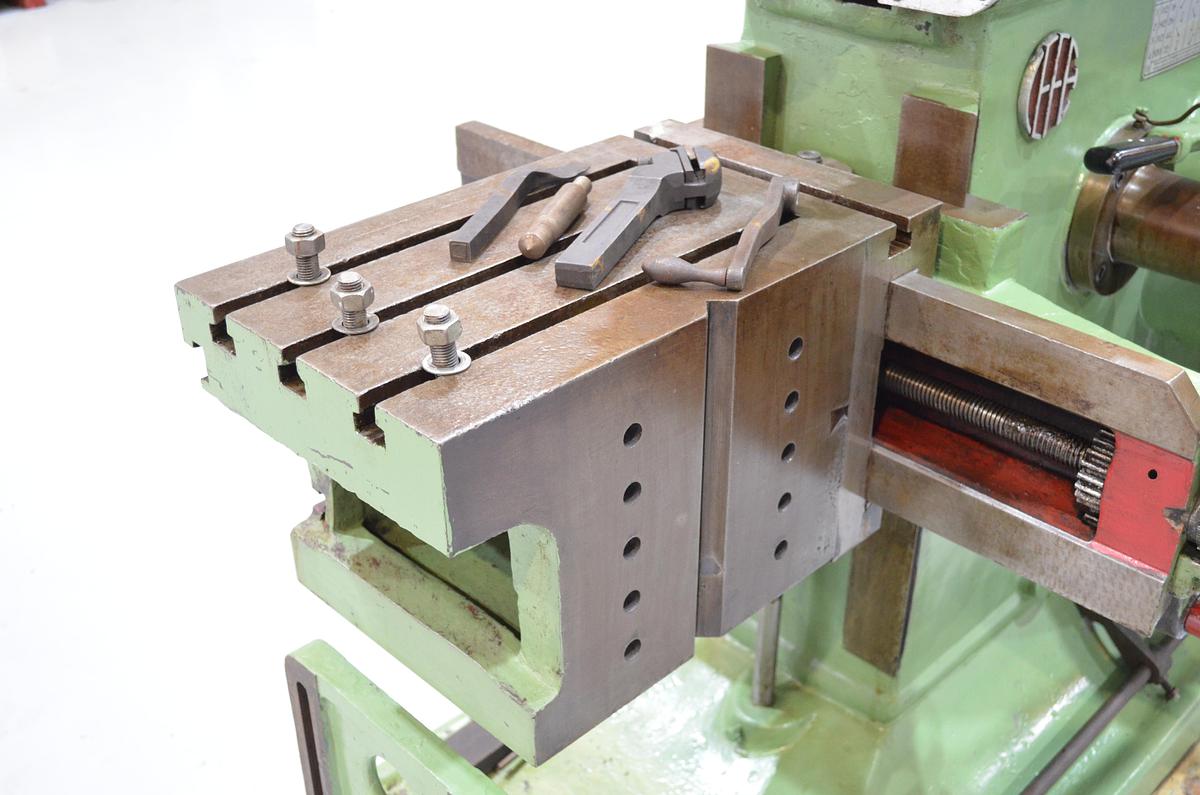 Usado Limadora cepillo CEFE - SACIA L-500