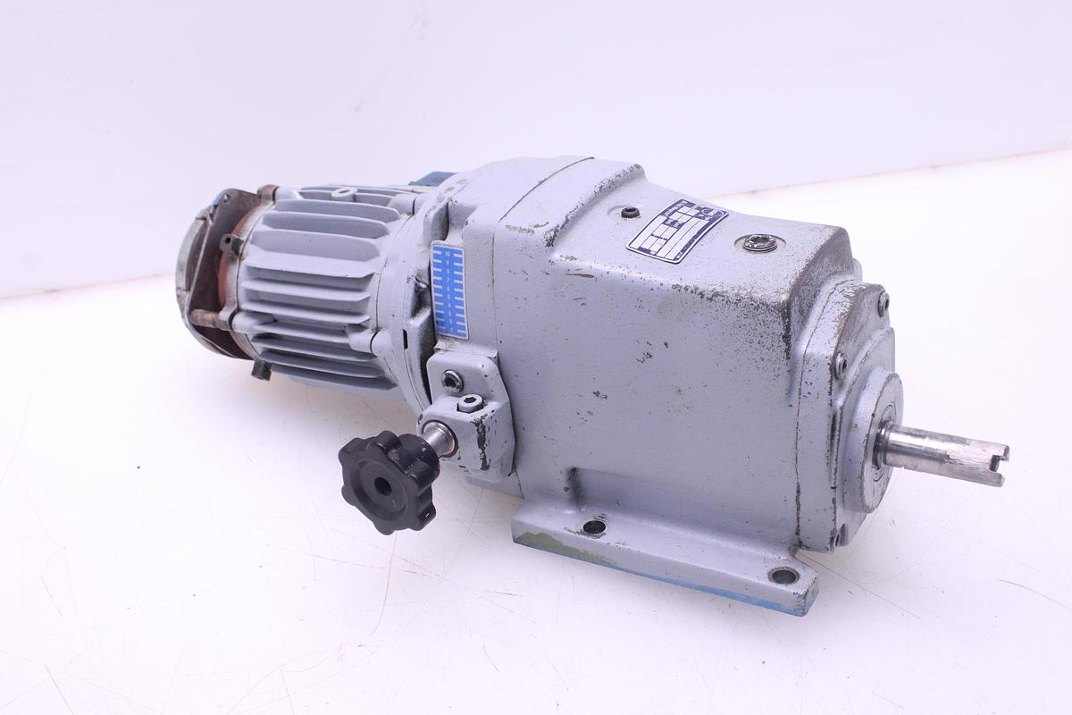 Usado Motorreductor Efacec Stöber R17-2142-037-4 con Encoder