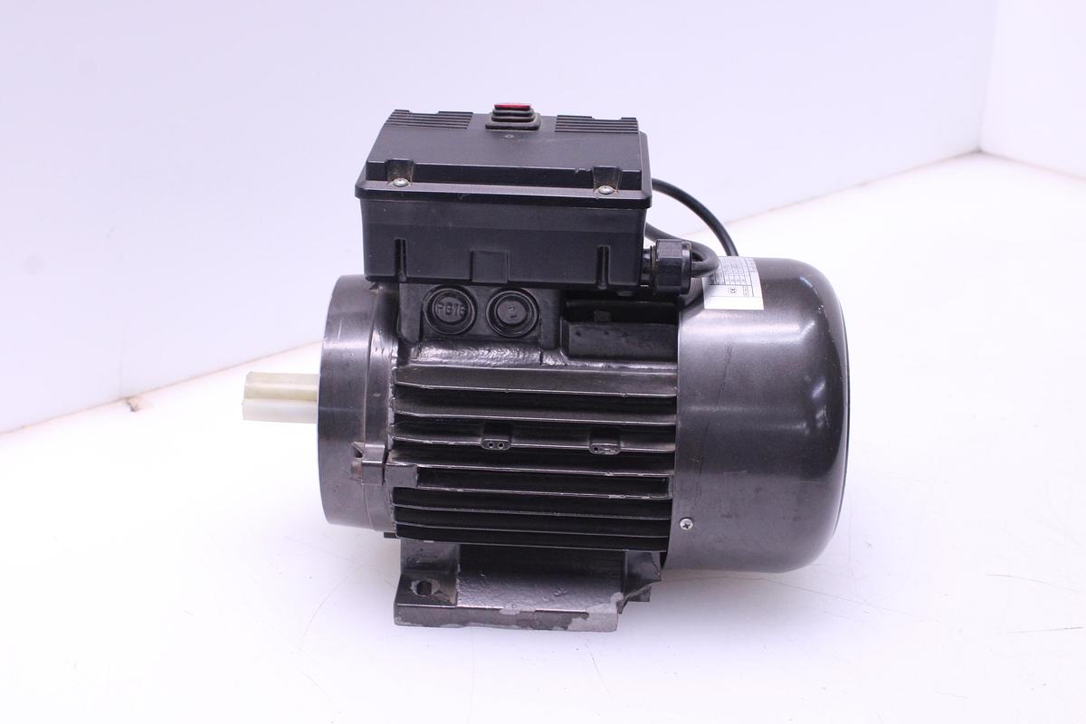 Usado Motorreductor IEC 90L M4 1.5 Kw