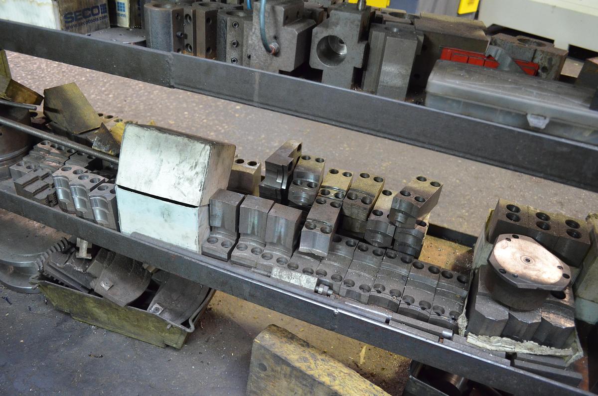 Usado Torno Travis TR-2 2006 cnc FAGOR 8055 T