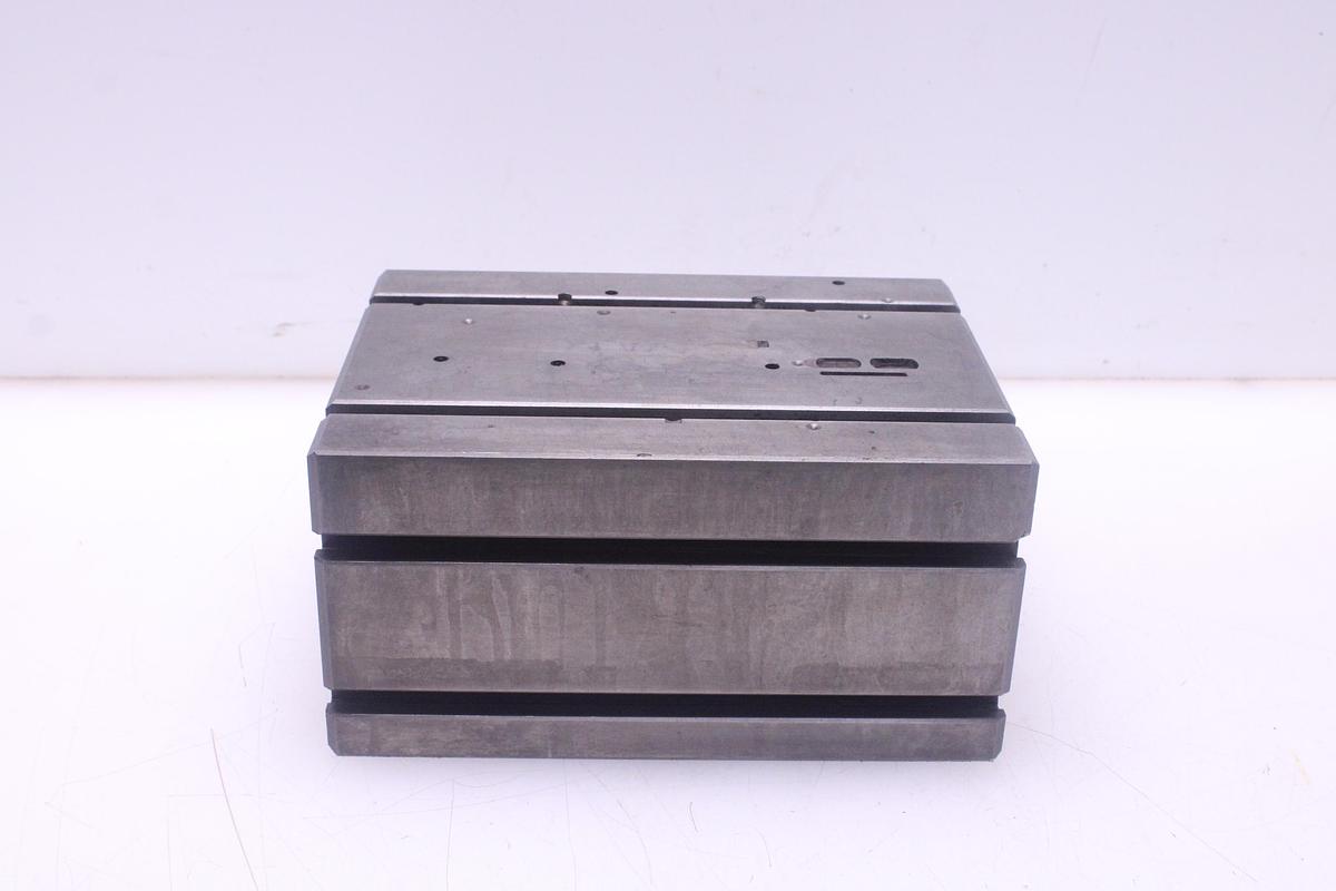 Usado Mesa Escuadra 3 Caras