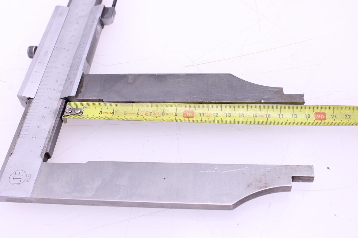 Usado Calibre Pie de Rey 1000mm