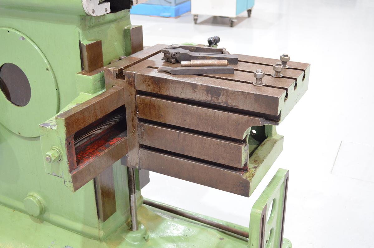 Usado Limadora cepillo CEFE - SACIA L-500