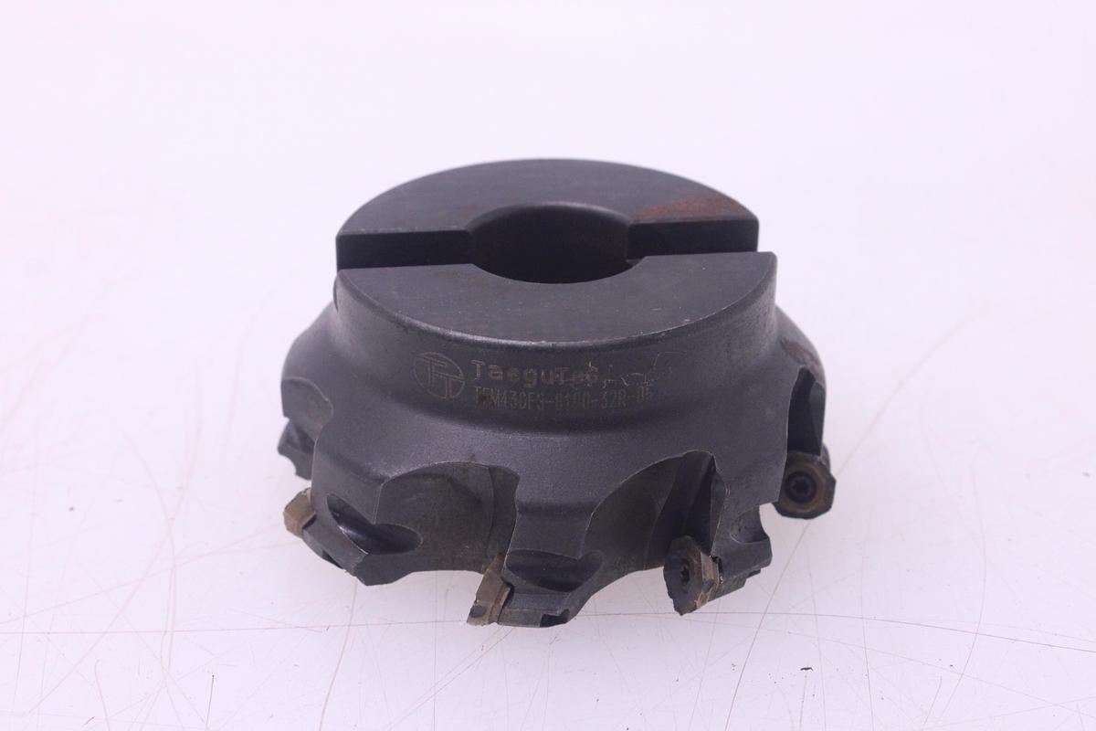 Usado Fresa Portaplaquitas Taegutec TFM430FS-8100-32R-05 + Widias OFMT050405