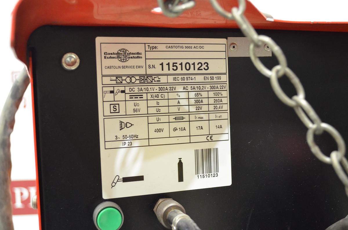 Usado Maquina soldar tig refrigerada Castolin Castotig 3002 ACDC