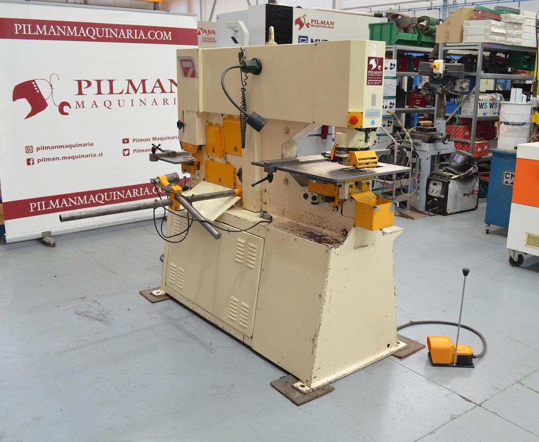 Usado Punzonadora Geka Hydracrop 55 SD