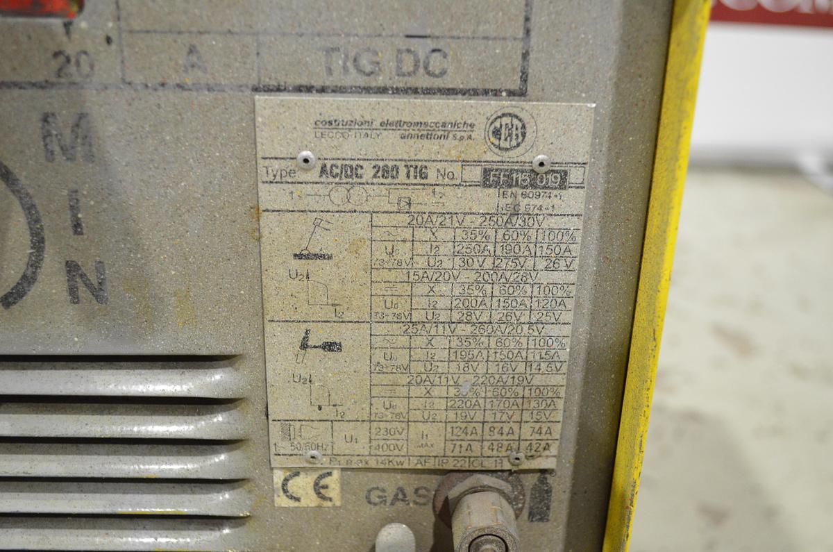 Usado Maquina soldar tig CEA ACDC 260 TIG