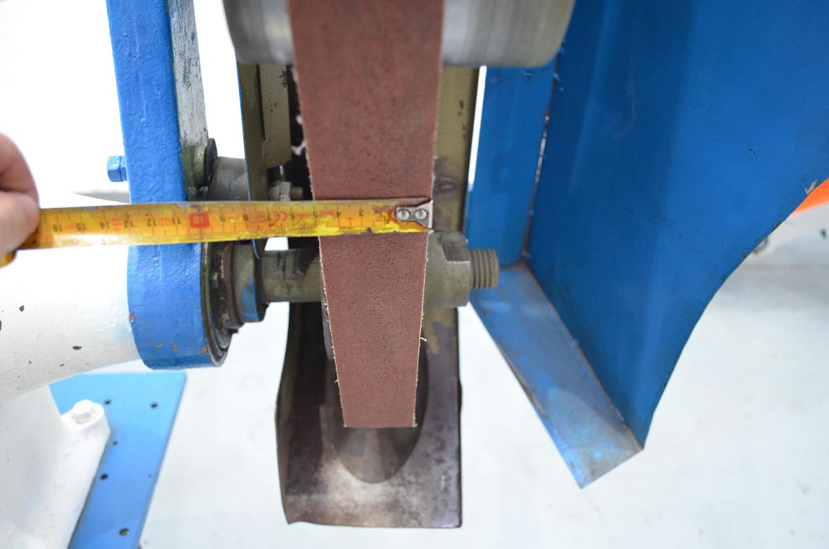 Usado Lijadora banda - pulidora Pact B90P 3Hp