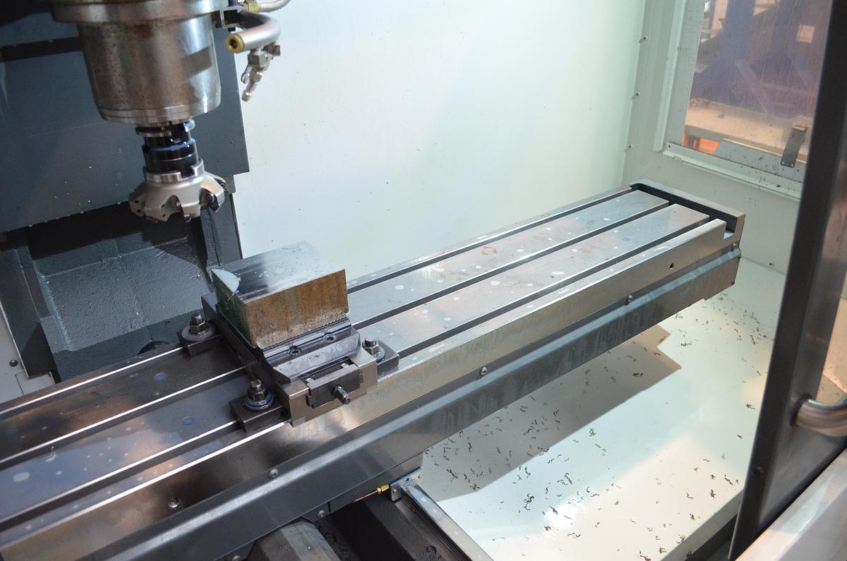 Usado Centro mecanizado Haas TM-2P Año 2020