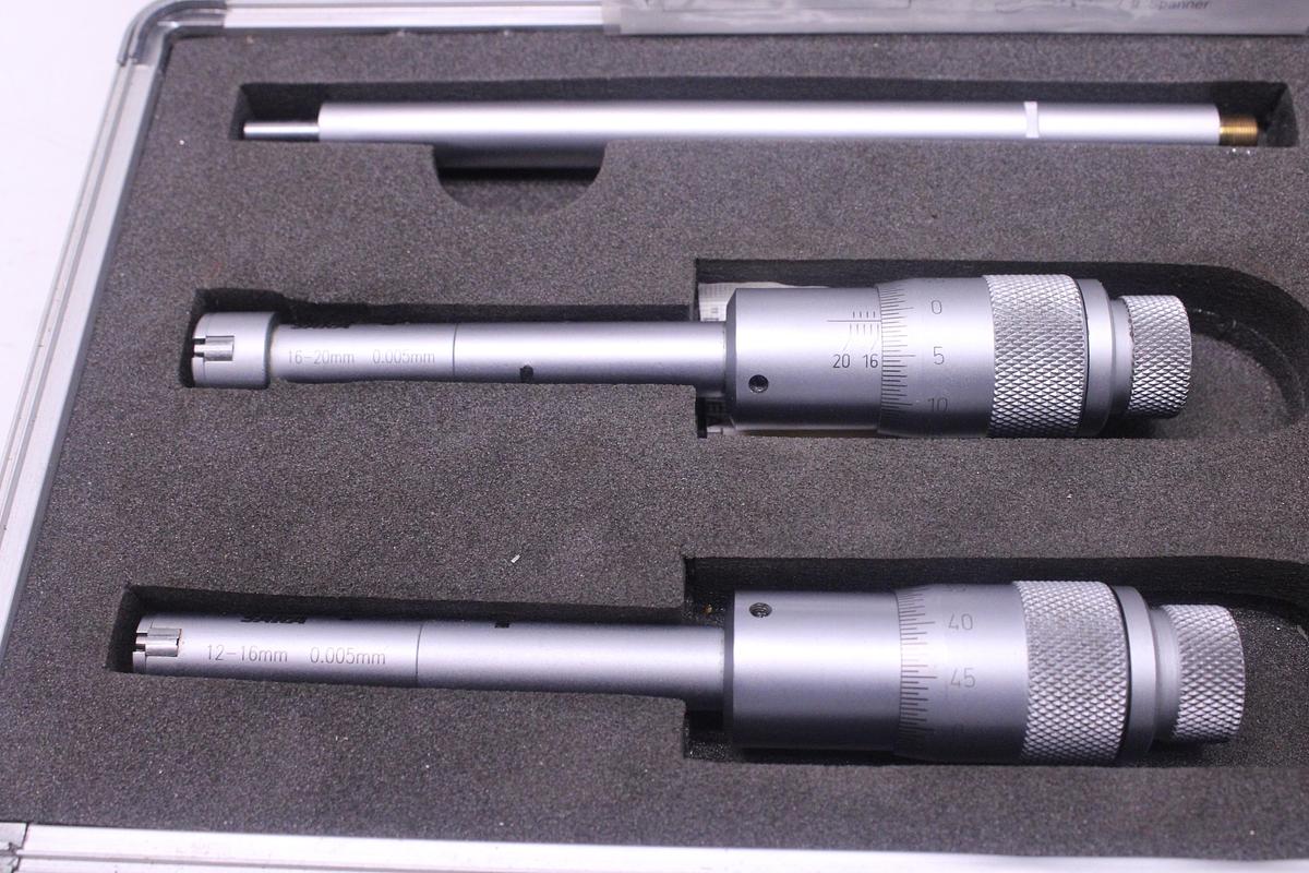 Usado Micrómetro interior 3 puntos SARA 12-20mm (0,005mm)