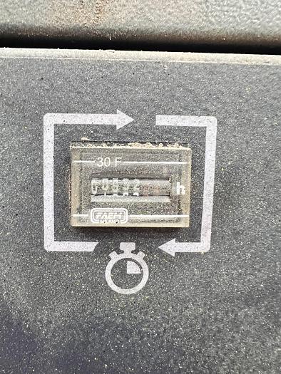 Usado Línea pintura en polvo con cabina y horno secado