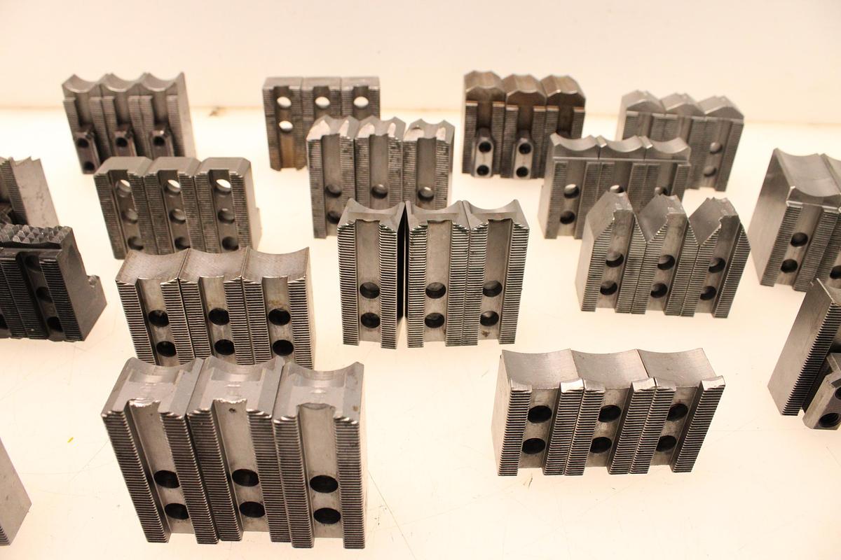 Usado Lote de Juegos de 3 Garras Para Torno