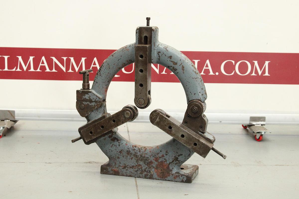 Usado Luneta Cerrada Para Torno 330 mm