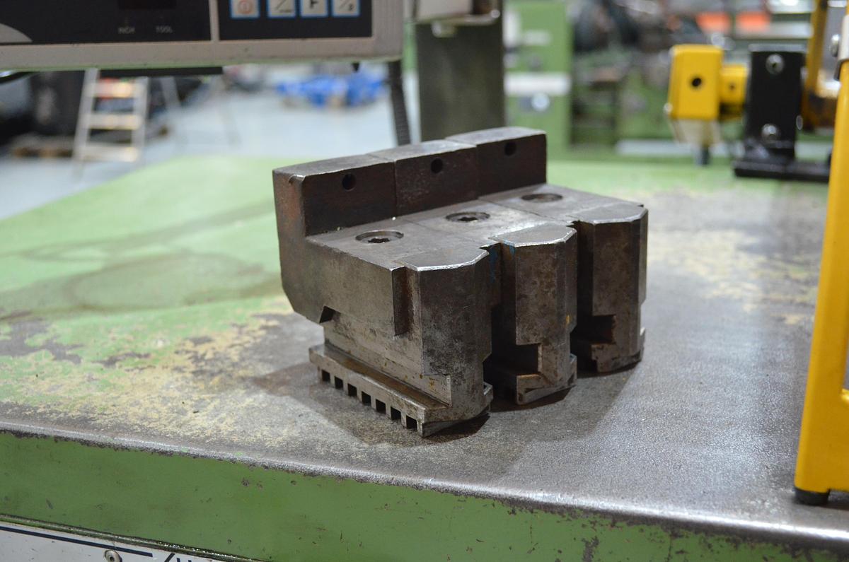 Usado Torno Pinacho S 90-260 1.150mm e.p