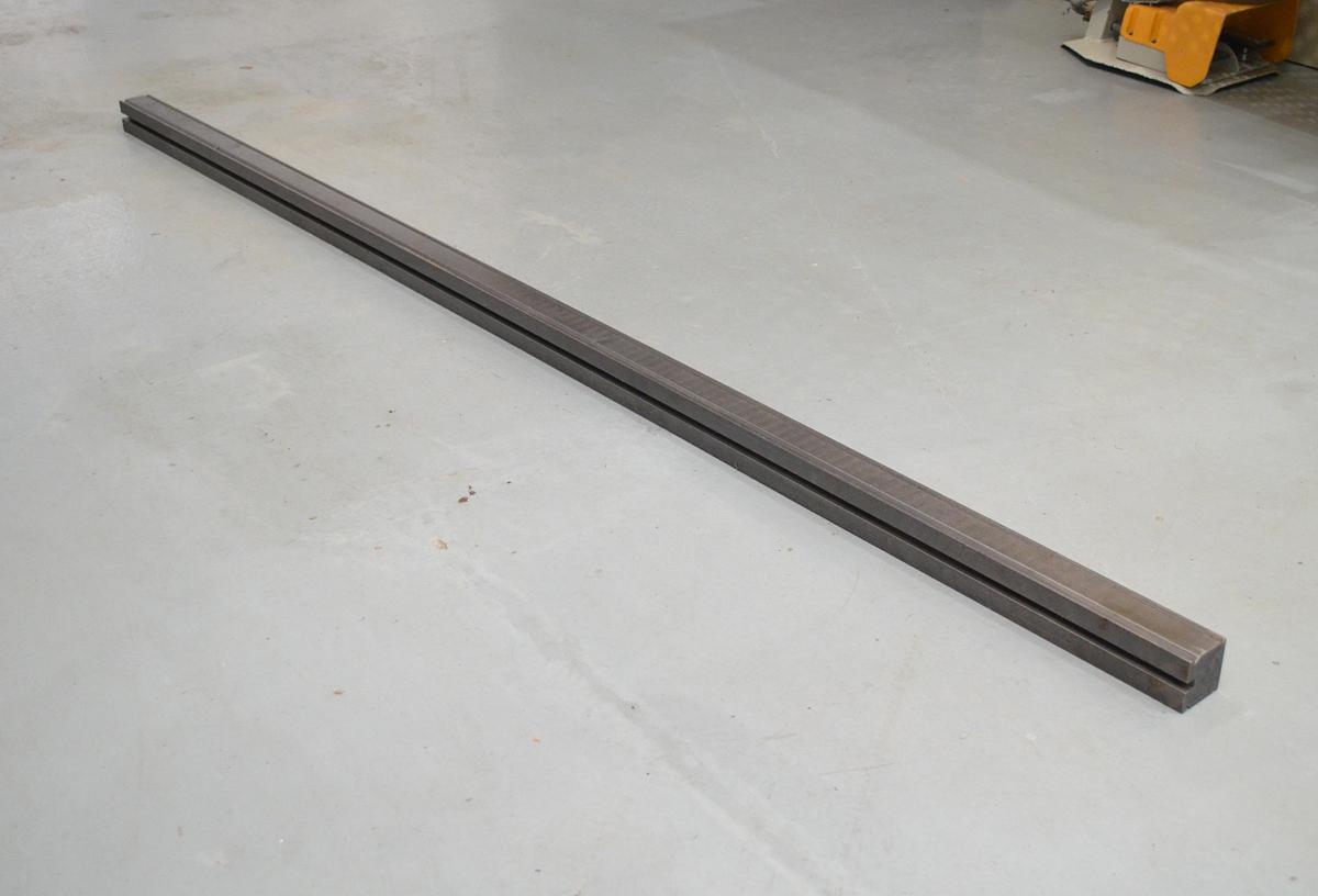 Usado Matriz 54x54 varias V 2130mm