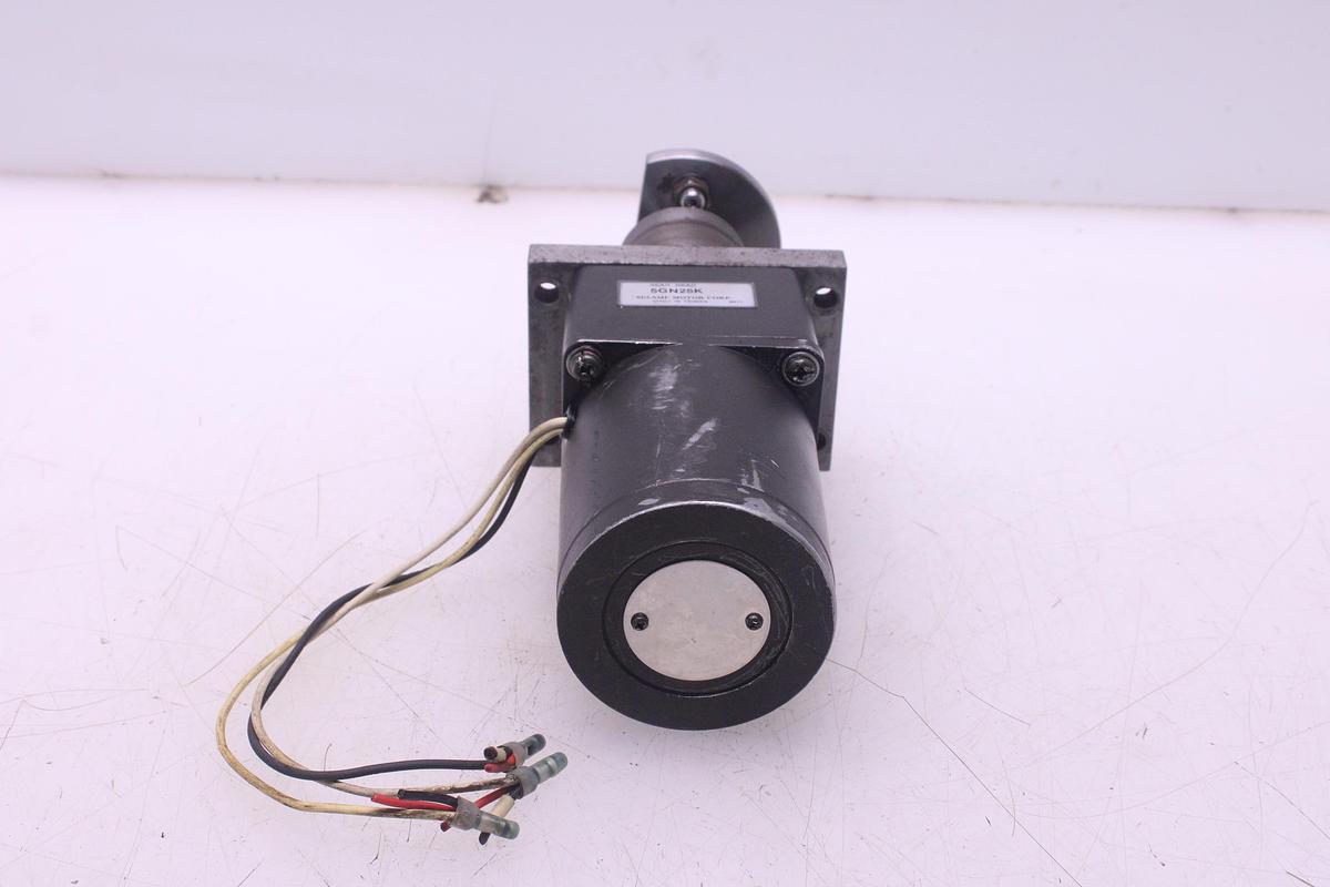 Usado Motor Sesame 5RK40GN-A + Cabezal 5GN25K
