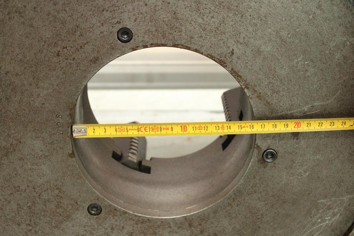 Usado Plato Torno 4 Garras 500 mm con contraplato