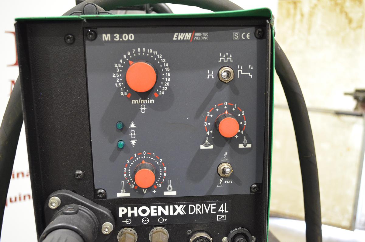 Usado Maquina soldar mig pulsada Praxair - Ewm Phoenix 400 con devanadera Phoenix Drive 4L