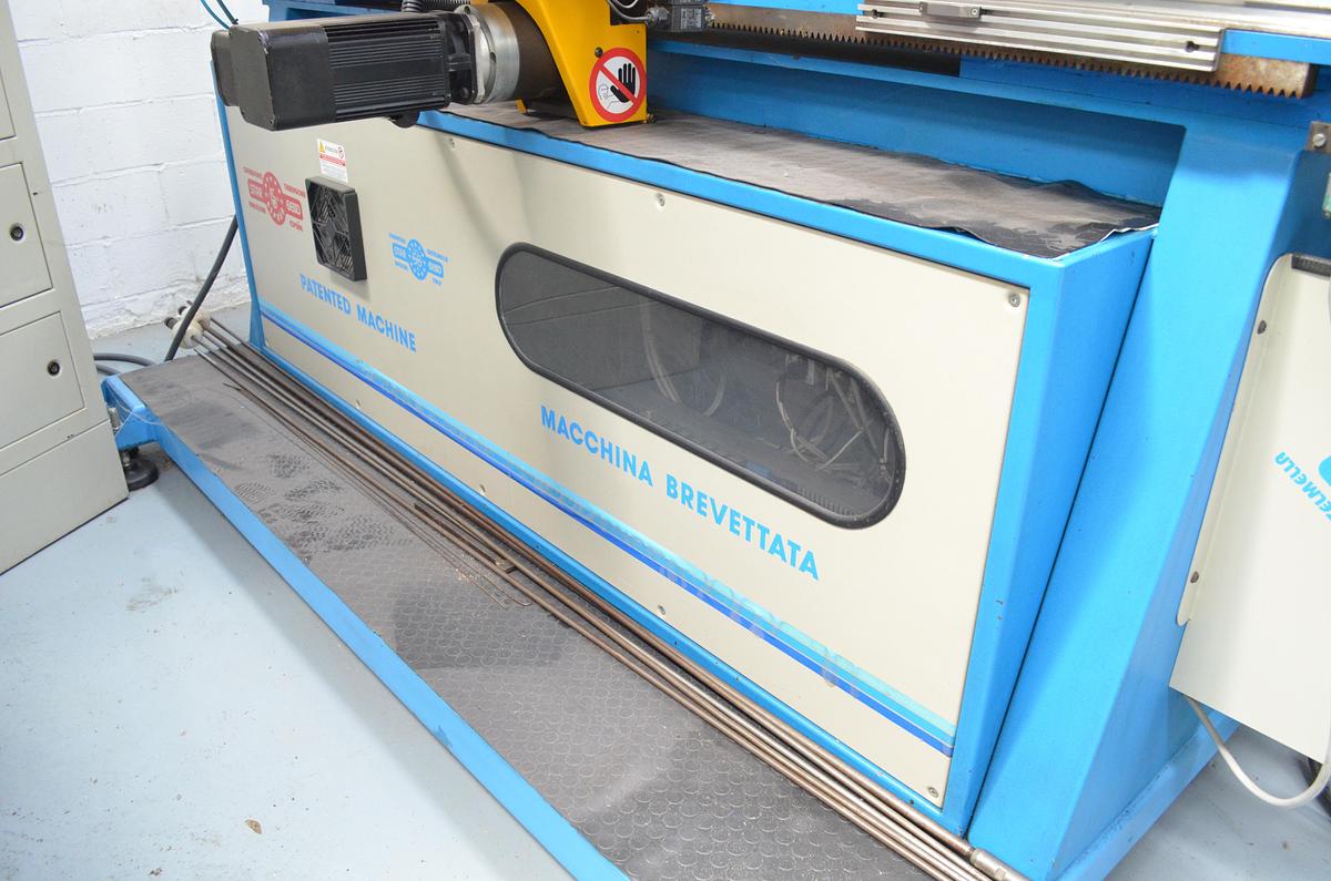 Usado Curvadora de tubos cnc StarBend STAR 250 CN3-PC-S