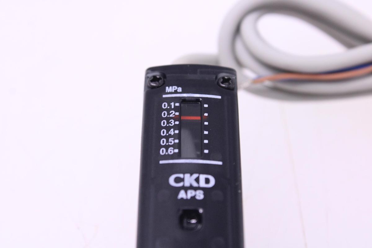 Usado Presostato CKD APS-6D-W