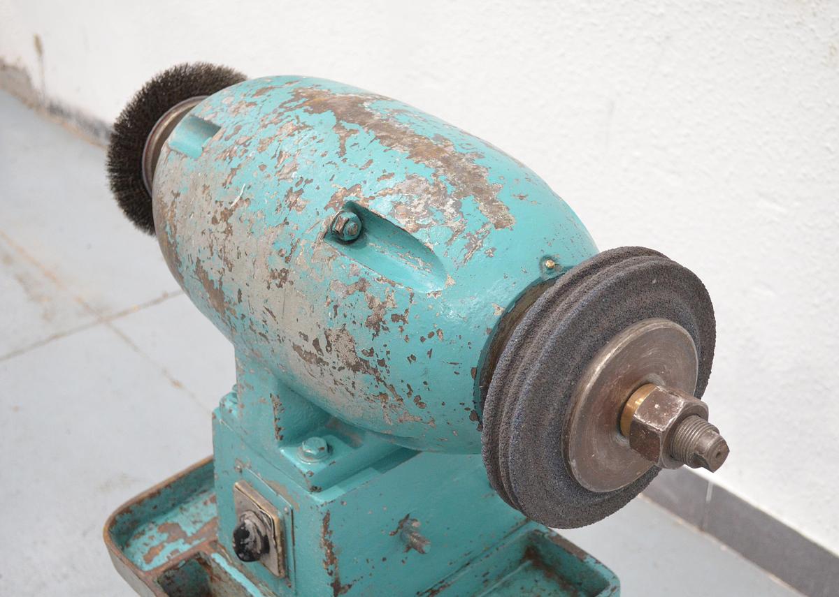 Usado Esmeriladora verde 1Hp - Muela 200mm