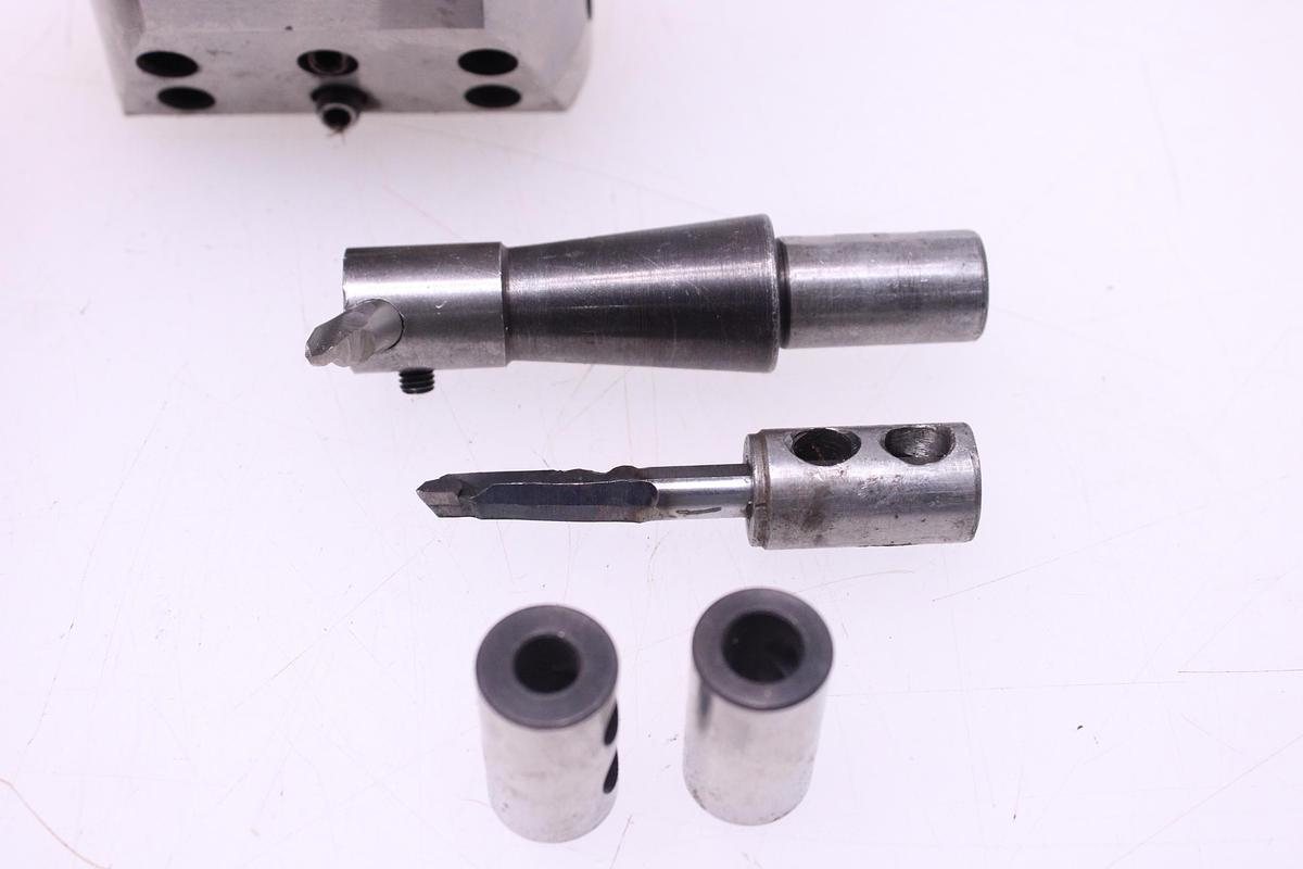 Usado Cabezal Mandrinador Cono ISO 50 CONIC