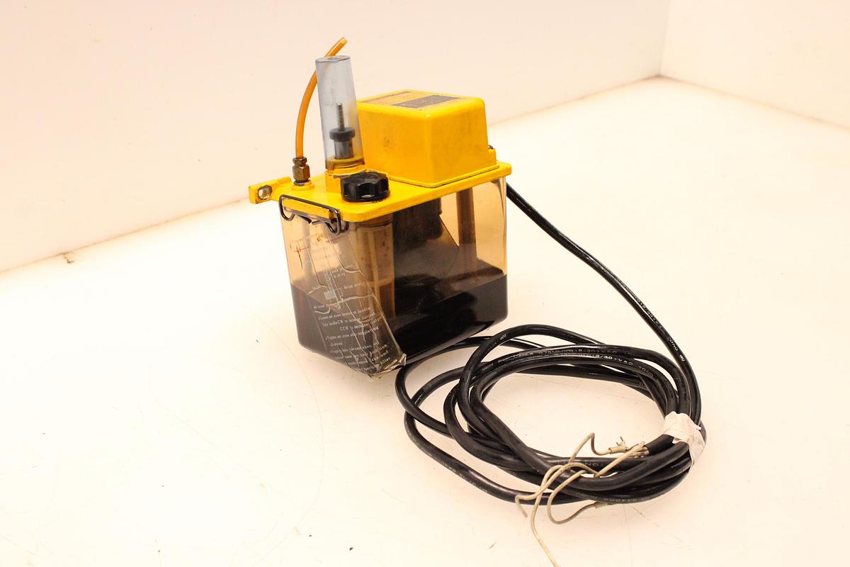 Usado Bomba Lubricante Aceite CHIBA SMM-601-55