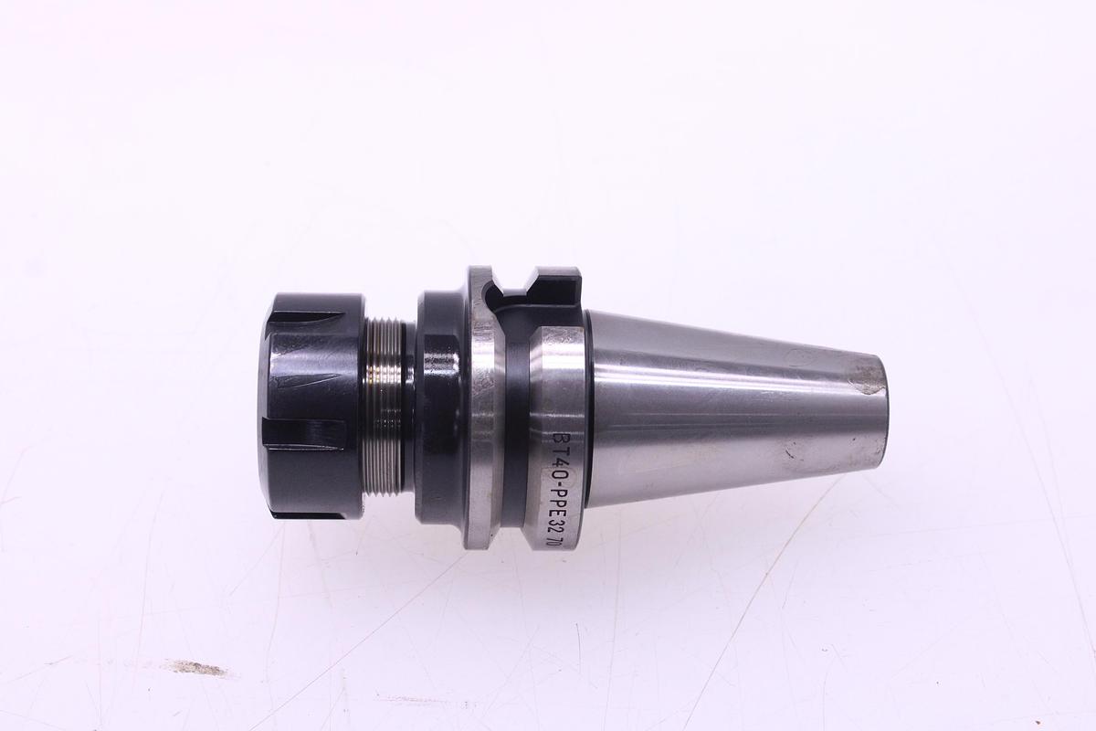 Usado Juego Pinzas Resorte ER32 "19 pcs" + Cono ISO 40 ASTRA