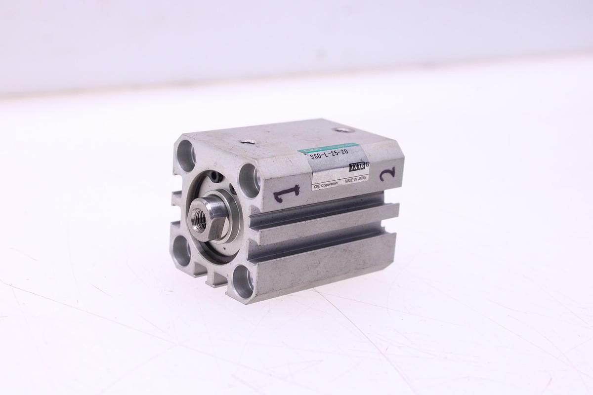 Usado Cilindro Neumático CKD SSD-L-25-20 - 2 Unidades