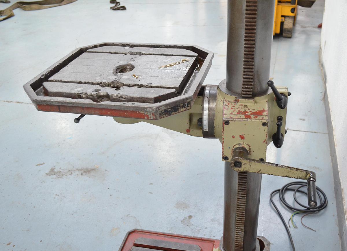 Usado Taladro columna Erlo TSAR-32 Año 96