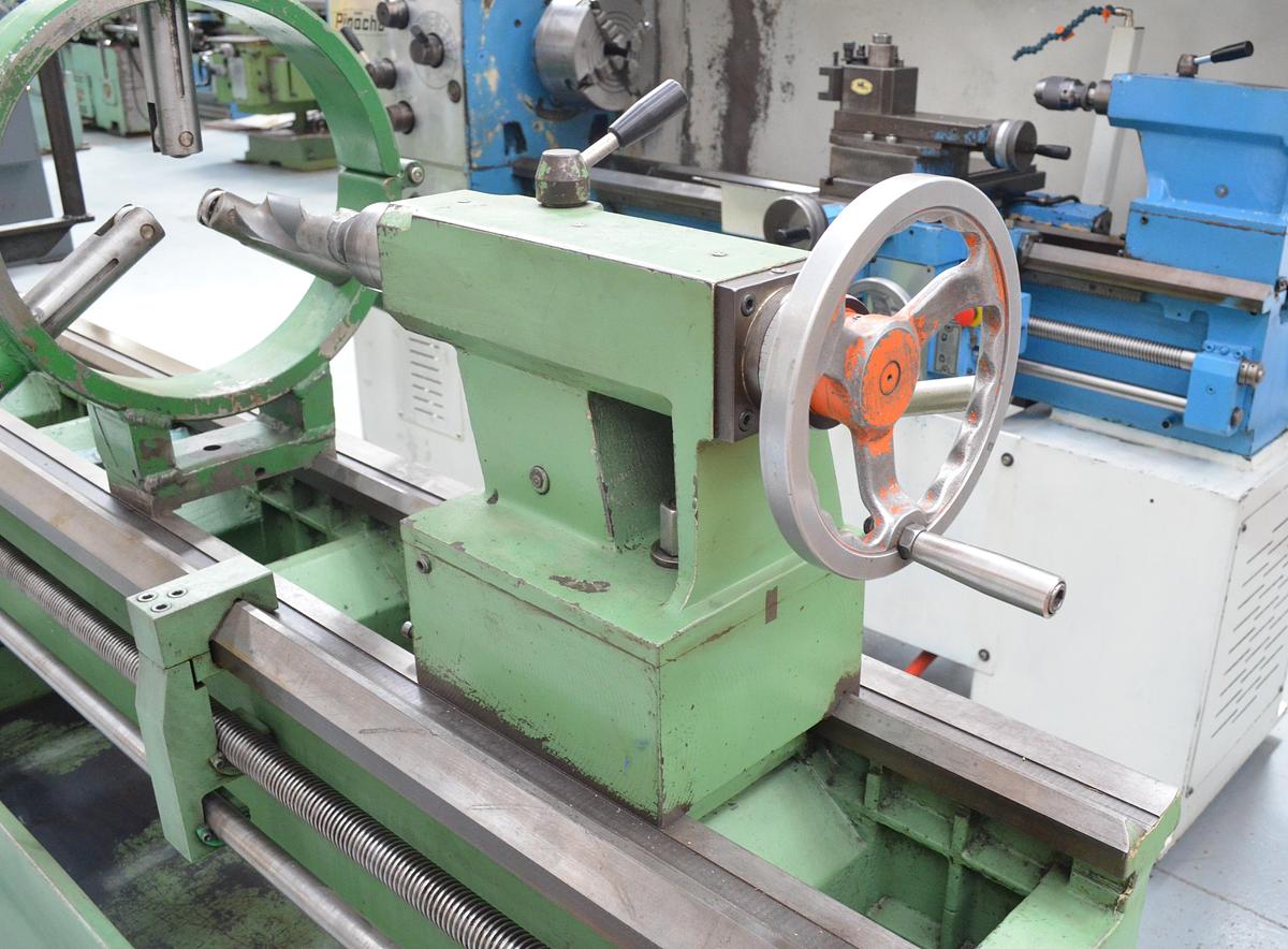 Usado Torno Pinacho L1-310 de 3.000mm e.p