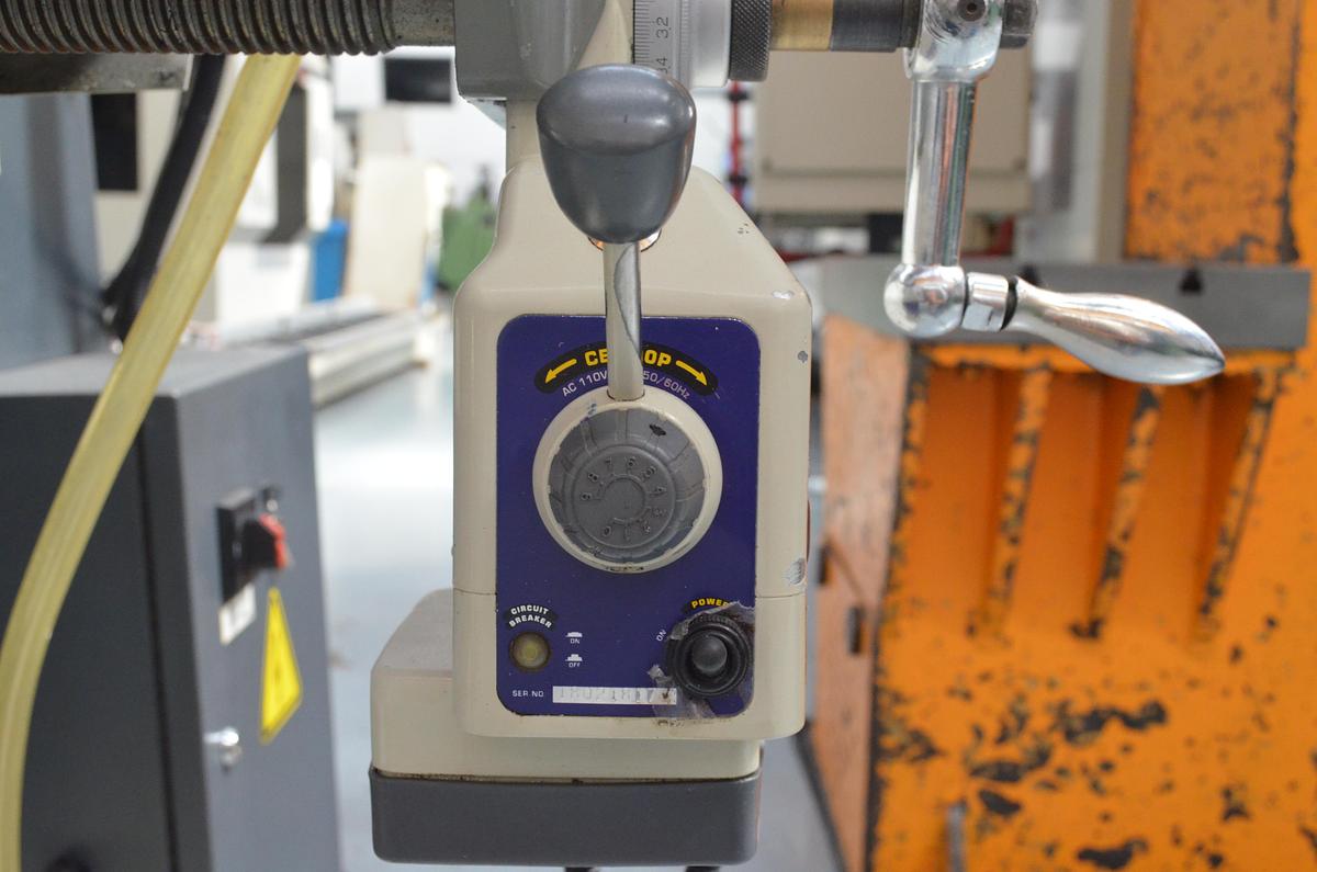 Usado Fresadora torreta Optimum Optimill MF 2V - 2018