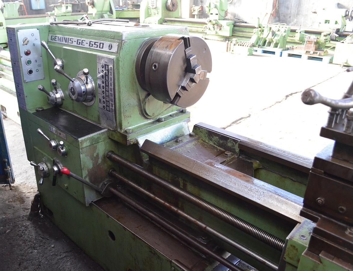 Usado Torno Geminis GE 650 2.000mm e.p