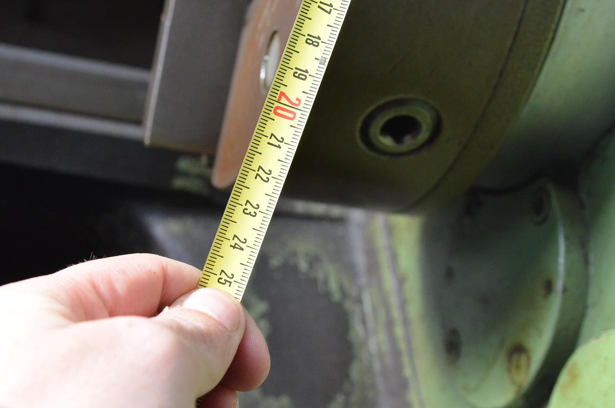 Usado Torno cumbre 60 1500mm e.p