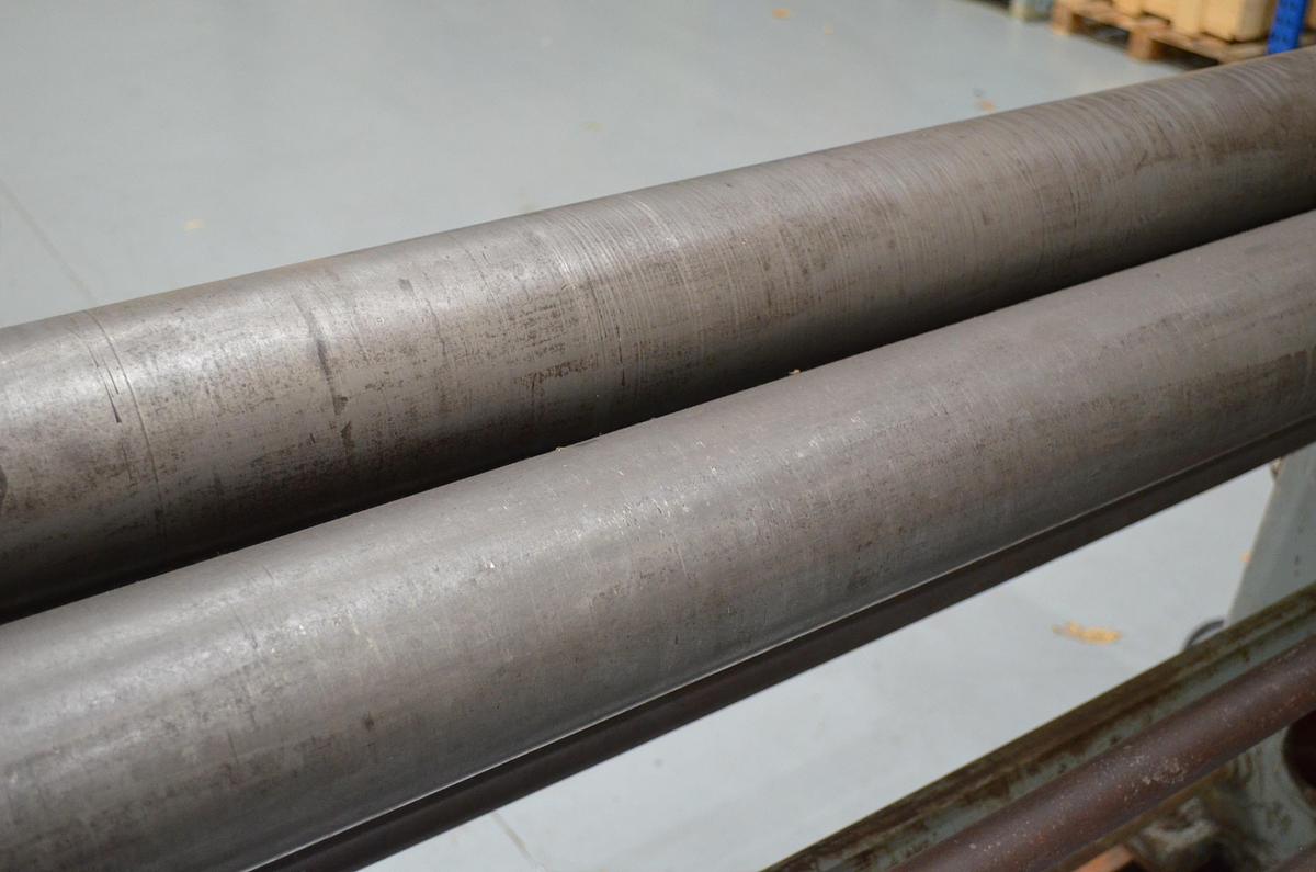 Usado Cilindro mecánico motorizado 1500x3mm Rodillo 110mm