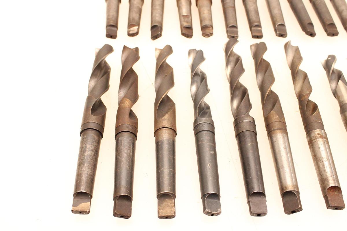 Usado 20 Brocas Mango Cónico MT3 - 23,5 hasta 30 mm