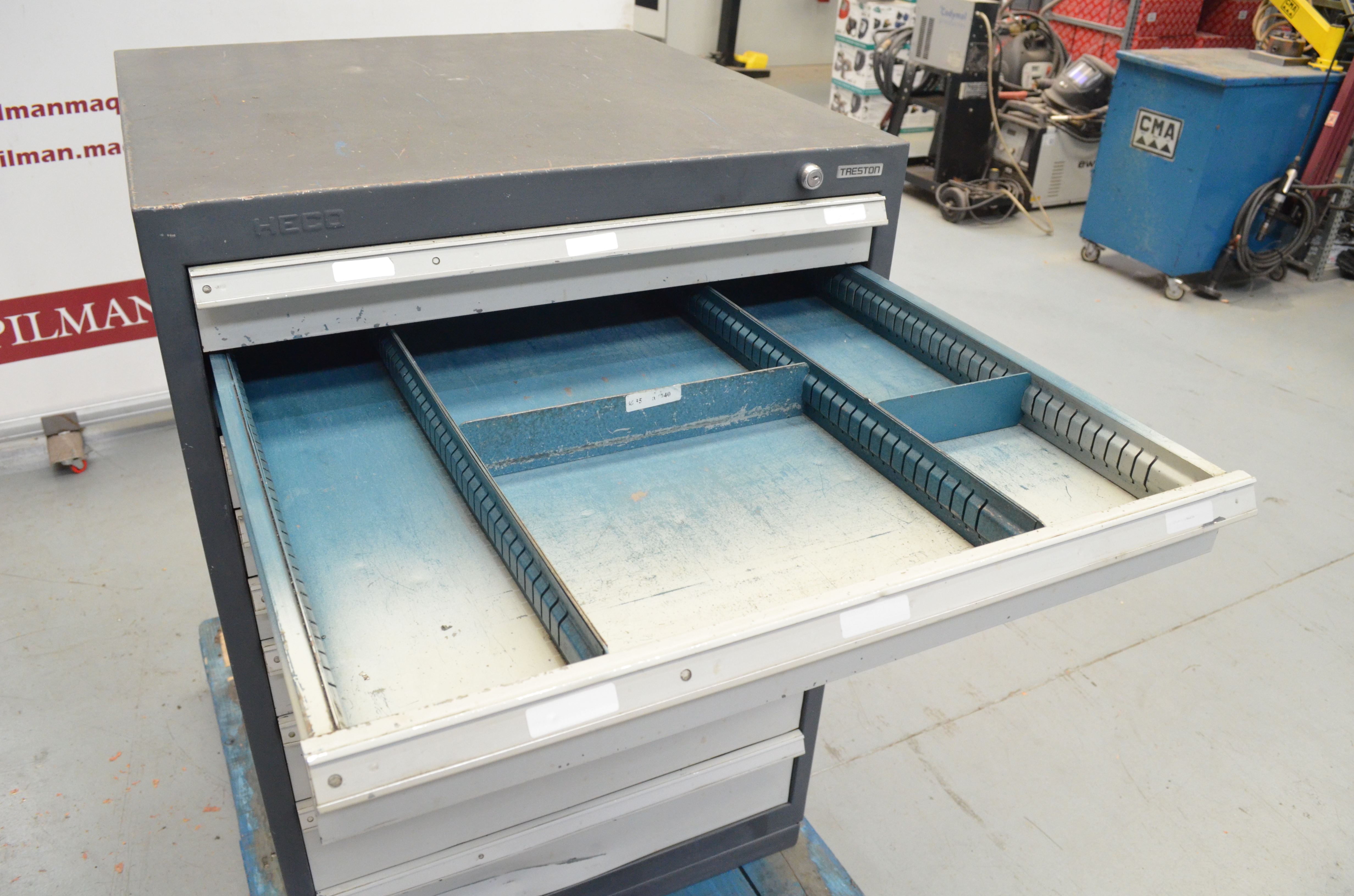 Usado Armario con cajones metalico Heco 710x700x1050(h)mm