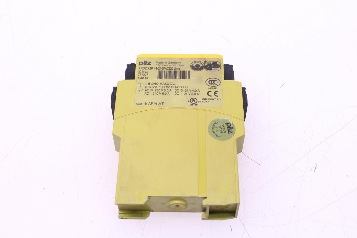 Usado Relé de Seguridad PNOZ X2P 48-240VACDC 2n/o
