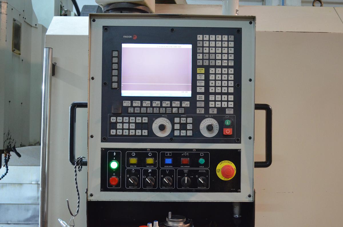 Usado Centro mecanizado Travis M-1500 SL 2014 cnc Fagor 8055 M