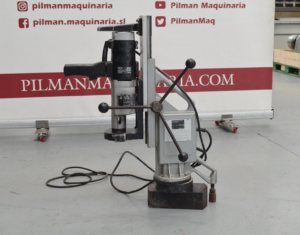 Usado Taladro iman Atlas Copco DDH 32-RP