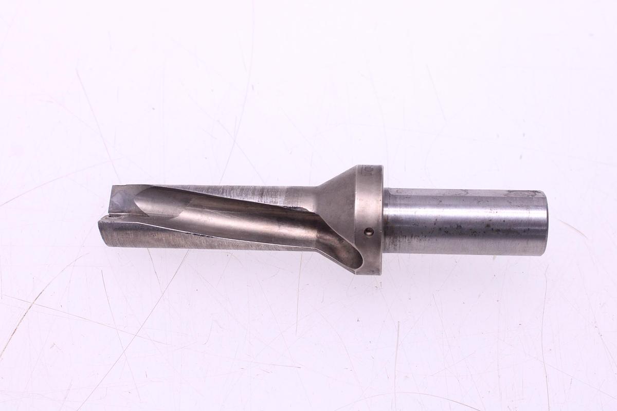 Usado Fresa 25mm y Fresa SECO 215.49-2016.3-09 + Widias SPGX0903 / SCGX070308
