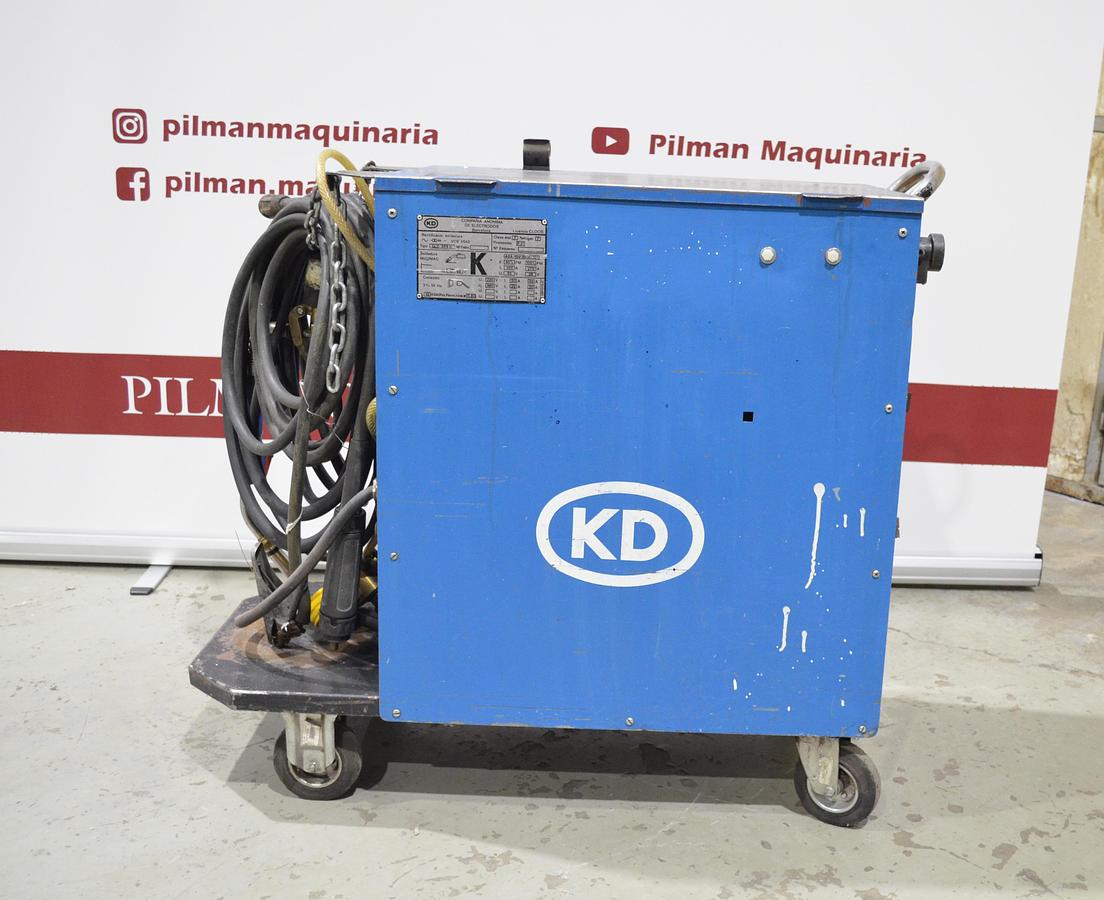 Usado Maquina soldar hilo KD GLC 359 B