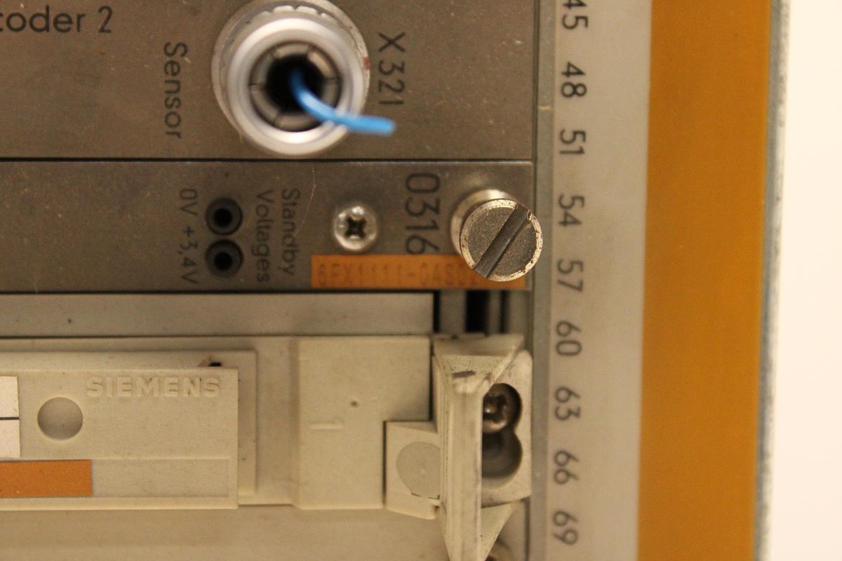 Usado Sistema Alimentación Integrado SIEMENS SINUMERIK 3 6FC3771-2FA-Z